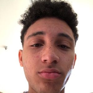 Meet your Posher, Jjomar